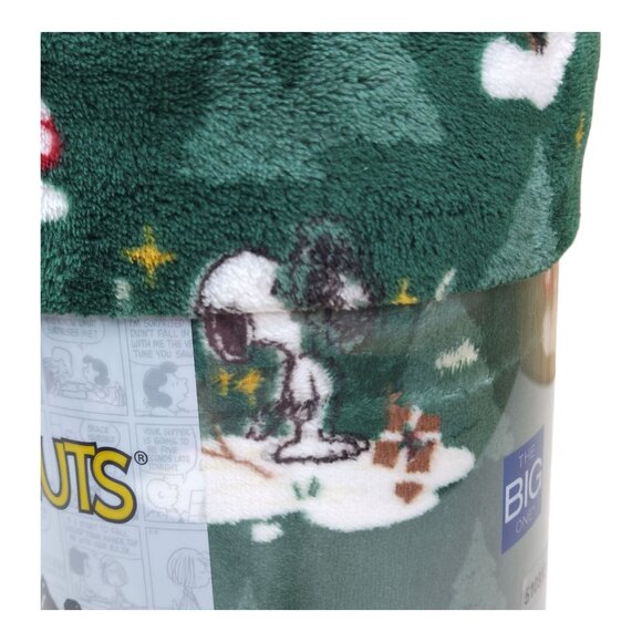 The Big One Peanuts Snoopy Christmas Plush Throw Blanket 5X6 Oversized Supersoft - Picture 7 of 14